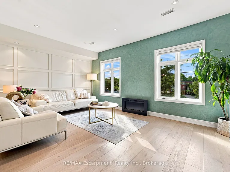 362 Plains Rd E #34 — Photo 7