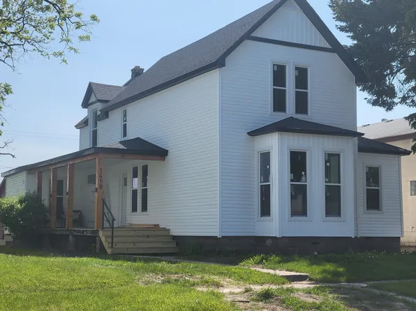 1418 Stanton St, Port Huron, MI 48060