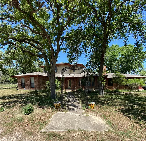 815 Shady Grove Ln Photo 1