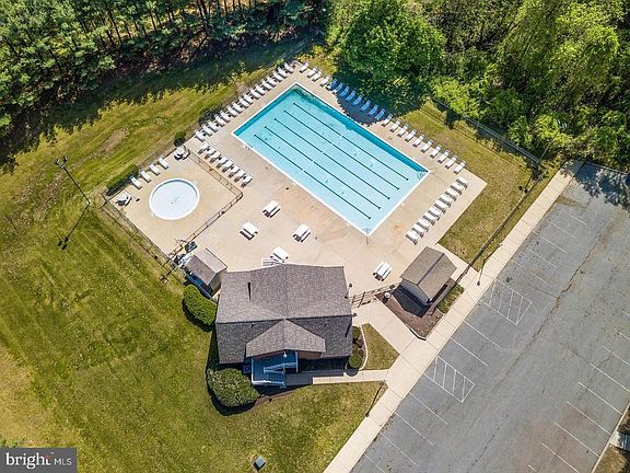 3rd image of 3503 Lochearn Ct #503M