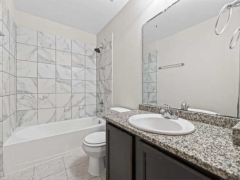 14774 Bowie Ln — Photo 27