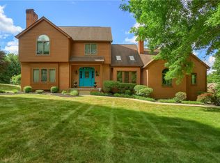 90 Primrose Cir, Butler, PA 16002