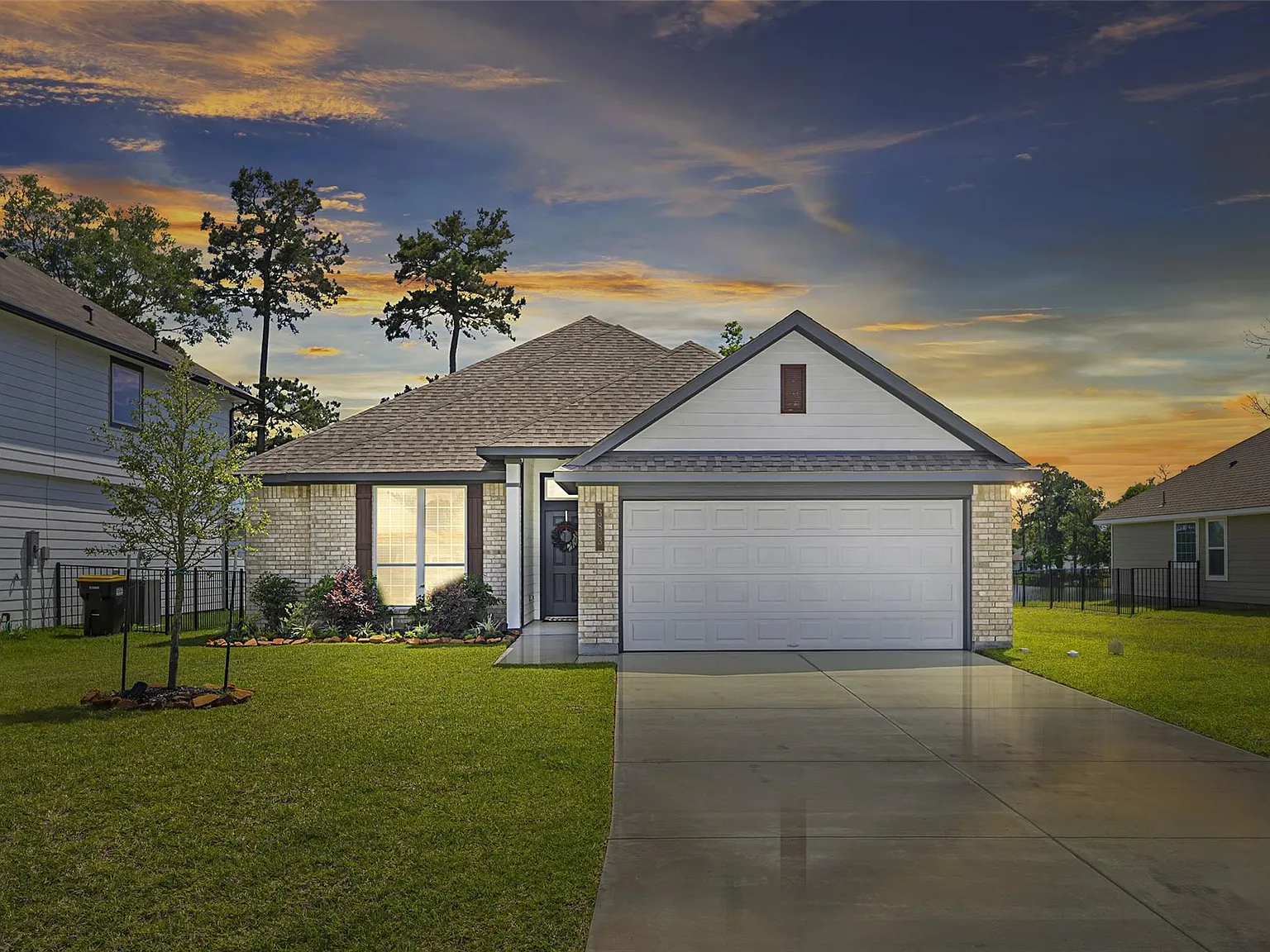 4 bed, 2.0 bath, 1702 sqft, $2,100 — Photo 4