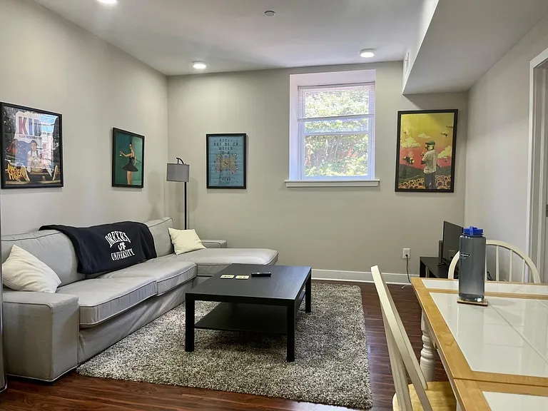 2001 Spring Garden St #206 — Photo 6