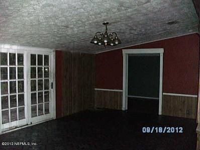 3rd image of 8833 Bronson Ln