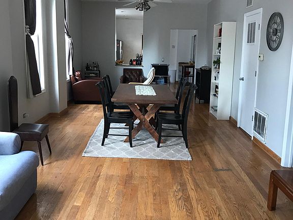 4th image of 1087 N Paulina St APT 3
