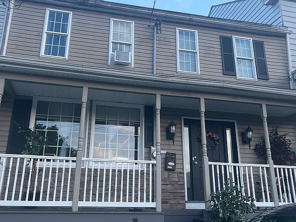 2nd image of 1124-1126 Brock St