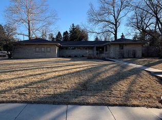 5305 Ellendale Rd, Lincoln, NE 68510