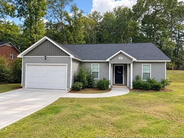 189 Oakbluff Dr, Raeford, NC 28376