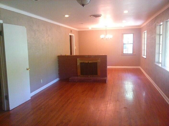 Large living/dining area