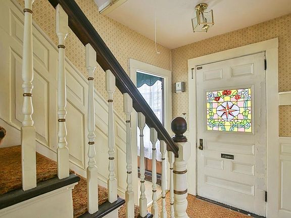 4th image of 47 Hill St