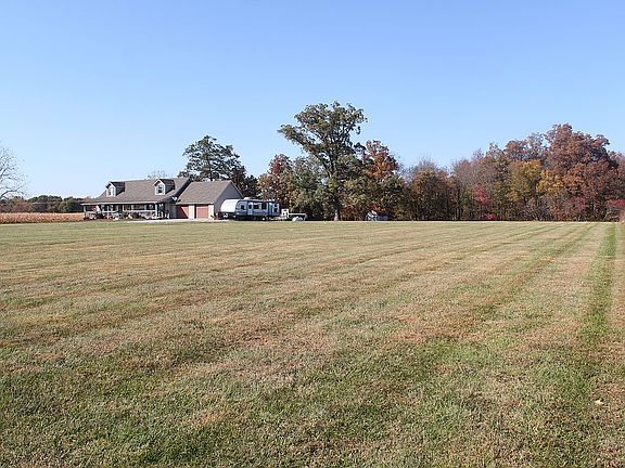 3rd image of 6950 W County Road 275 N