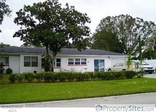 2nd image of 211 N Corona Ave