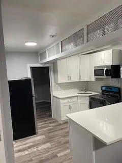 308 60th St Photo 1