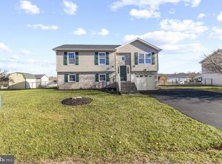 467 Pacific Blvd, Hedgesville, WV 25427