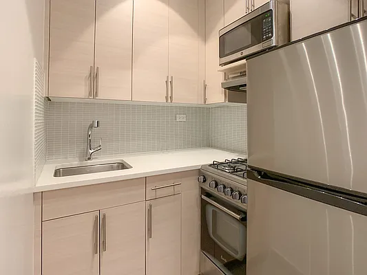 Rented by Brown Harris Stevens | media 12