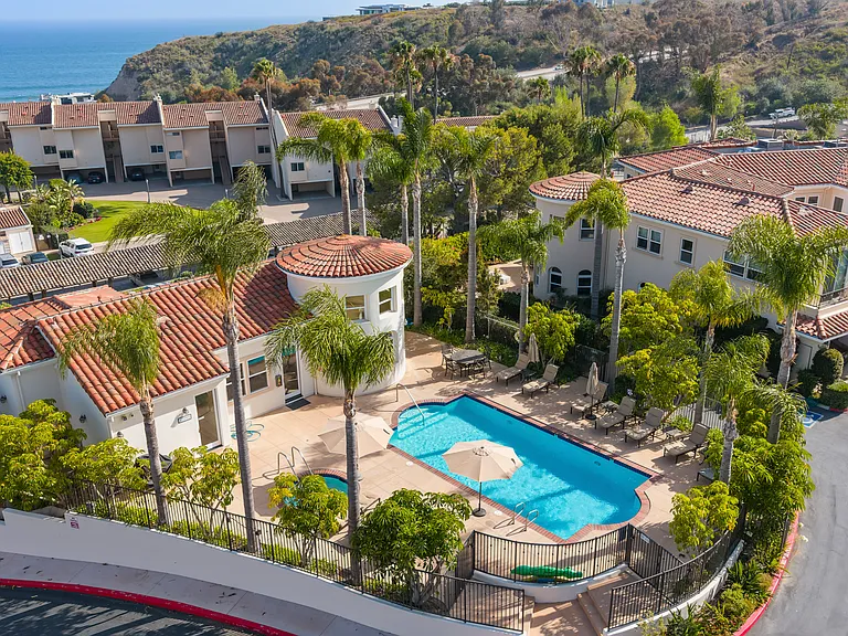 23963 De Ville Way #11 — Photo 43