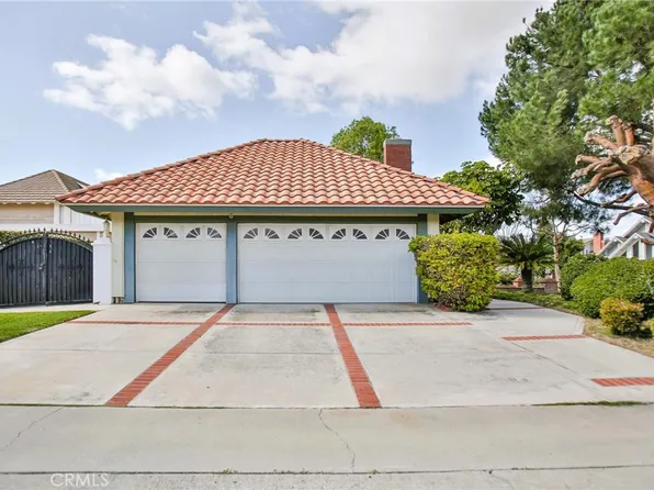 2 Roanne Cir, Irvine, CA 92604