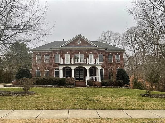 1st image of 7600 Stonehaven Dr