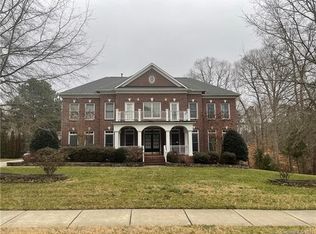 7600 Stonehaven Dr, Waxhaw, NC 28173