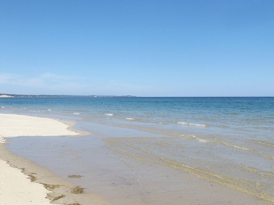 PRIVATE BEACH