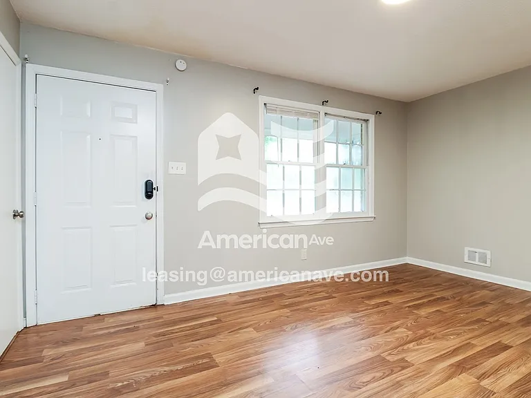 5148_002_living_room_3.jpg