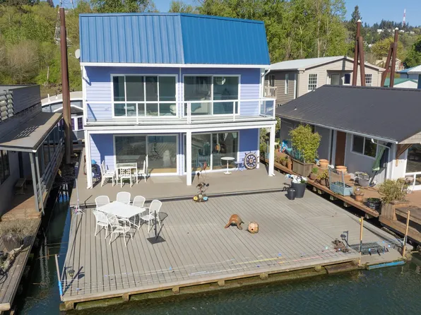 7720 S Macadam Ave #17, Portland, OR 97219