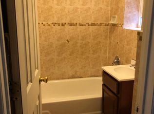 433 Avenue C, Bayonne, NJ 07002