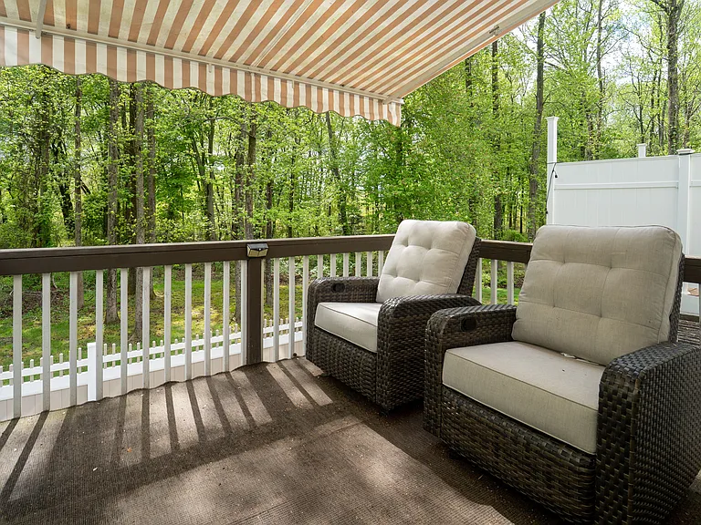 254 Fountayne Ln #254 — Photo 4