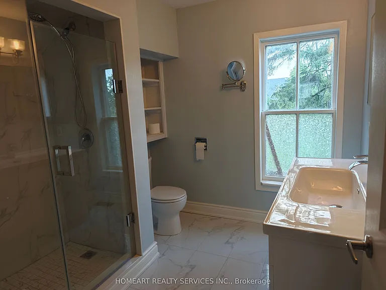 6 Rouge St — Photo 9