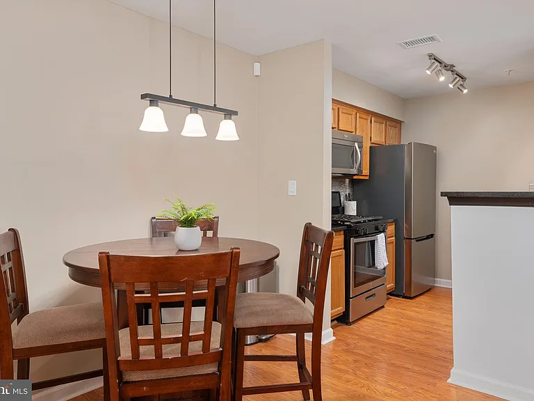 8961 Town Center Cir #1-310 — Photo 6