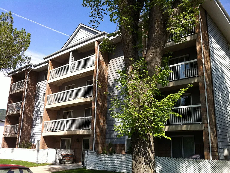 2227 Lorne St #201 — Photo 1