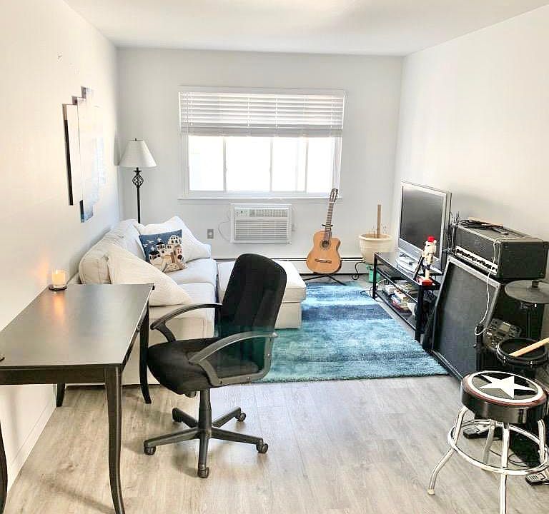 2nd image of 3720 Brookside St #1F