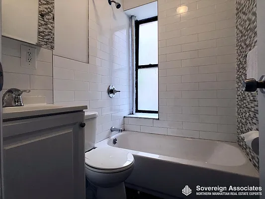 Rented by Sovereign Associates | media 10