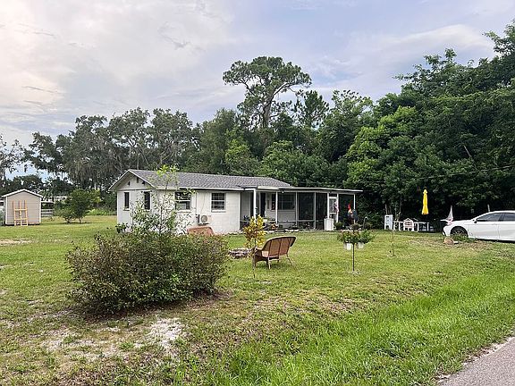 2nd image of 459 Jeans Rd