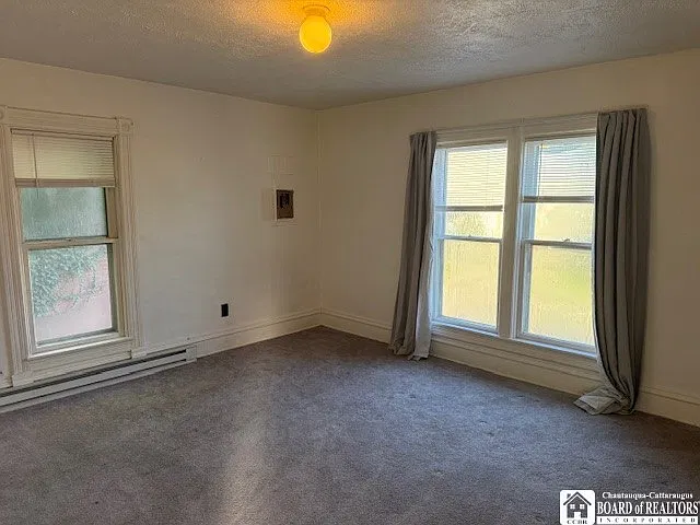 2 bed, 1.0 bath, 1914 sqft, $800 — Photo 3