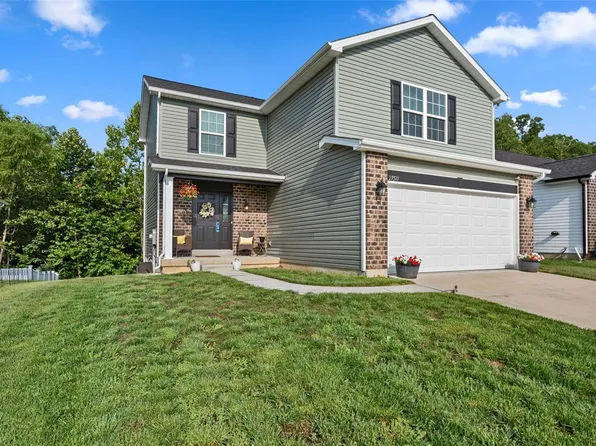 27511 Forest Ridge Dr, Warrenton, MO 63383