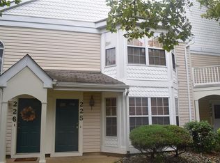 225 Tulip Ln #225, Freehold, NJ 07728