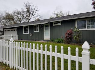 7875 Gladstone Ave, White City, OR 97503