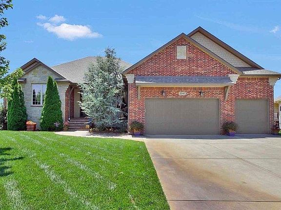 2nd image of 1141 W Cottonwood Dr