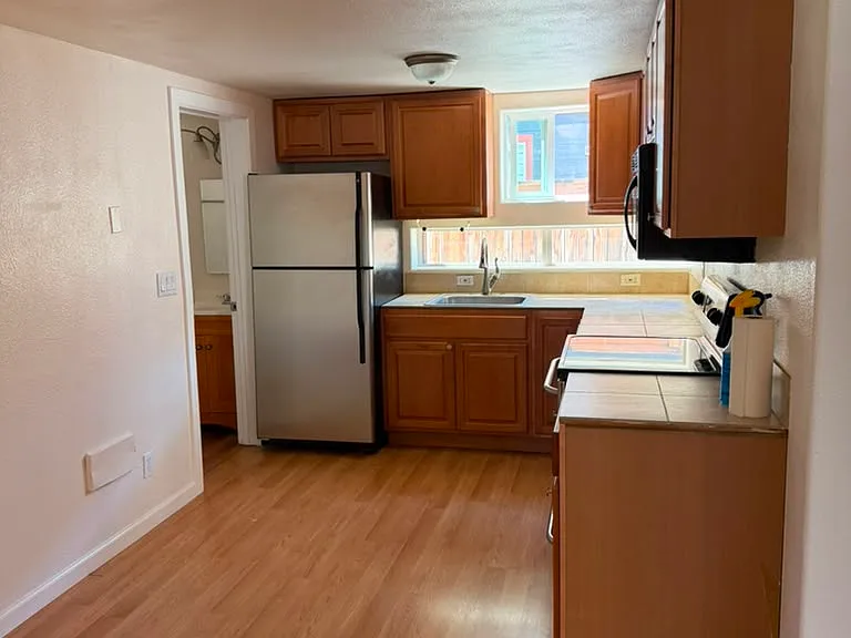 757 W N St #1 — Photo 9