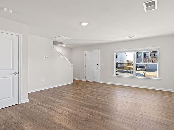 4th image of 3263 Cypress Hollow Dr