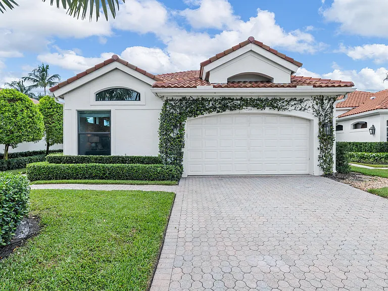 12618 Mallet Cir — Photo 48