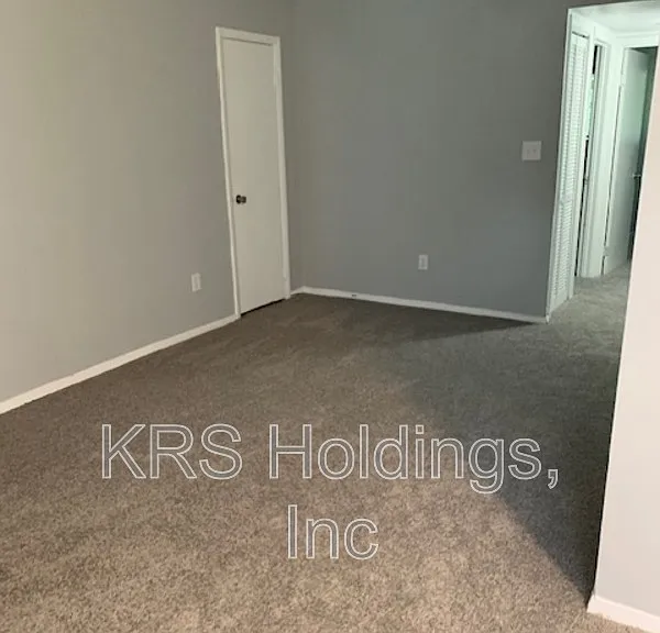 1215 Nelson St #D — Photo 3