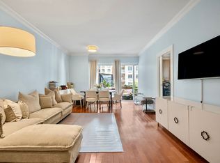 58 W 58th St APT 5A, New York, NY 10019