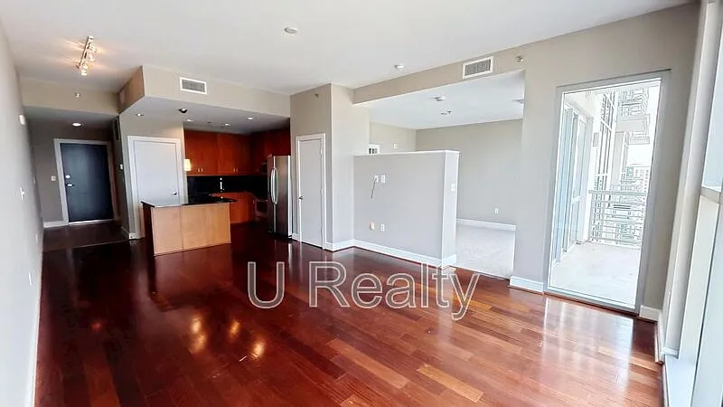 1 bed, 1.0 bath, 759 sqft, $1,895 — Photo 3