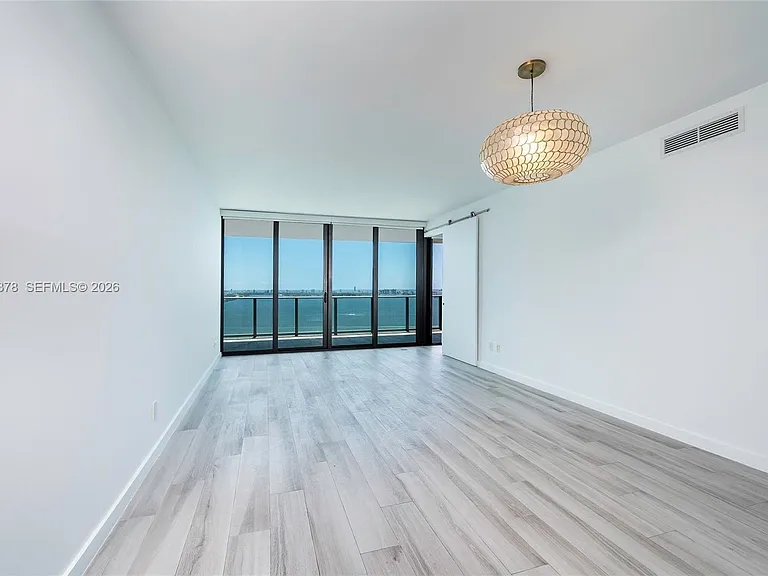 3131 NE 7th Ave #3104 — Photo 8