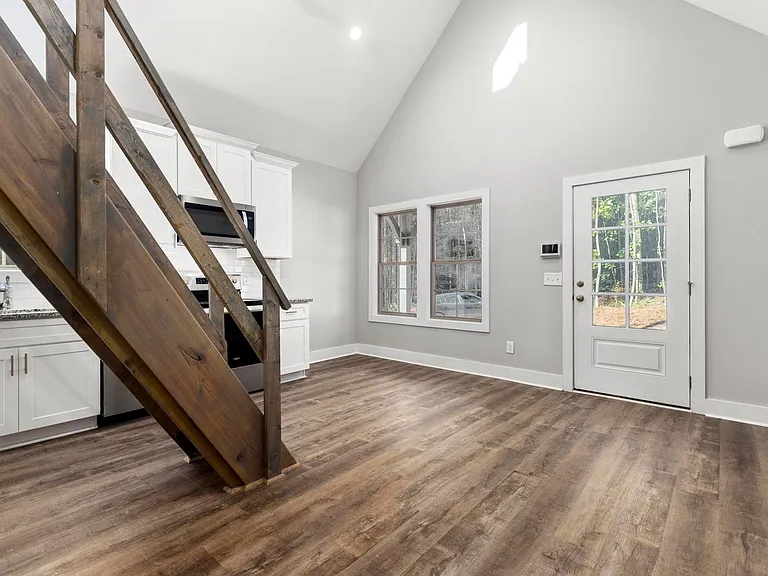 5777 Lee Road 137 — Photo 4
