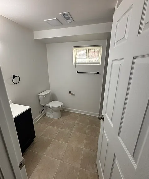 4404 Banks Pl NE — Photo 23