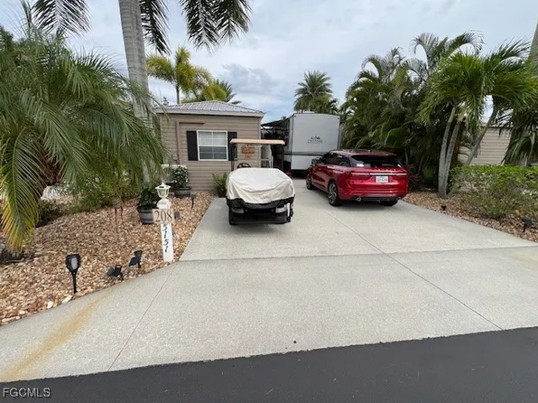 5151 Cypress Trail Resort Cir, Fort Myers, FL 33905